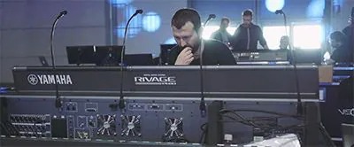 皇家88RIVAGE PM10闪耀新里米尼秀场