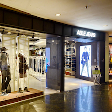 ABLE JEANS正大广场旗舰店——皇家88MA2030的时尚之旅